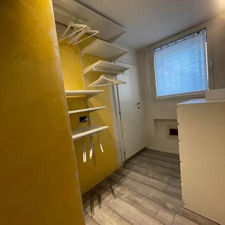 Terrace Center - Yellow * Venedik