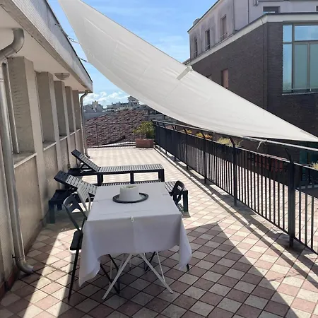 Terrace Center - Yellow Venedik