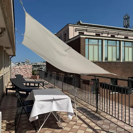 Terrace Center - Yellow * Venedik